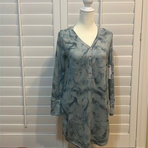 Danskin Blue oh so soft night shirt